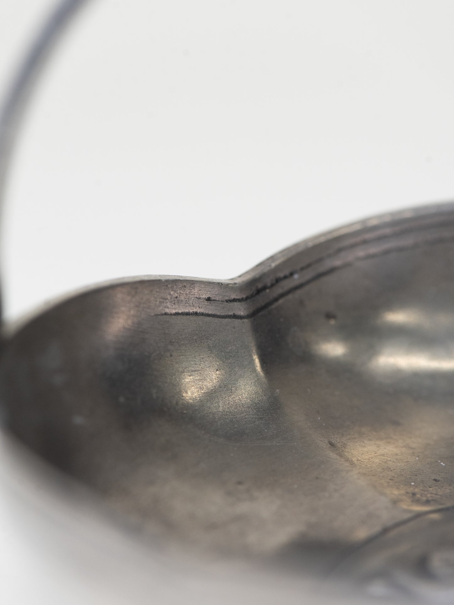 Vintage Pewter Fruit Dish by Arte Italica Tavola Marinoni