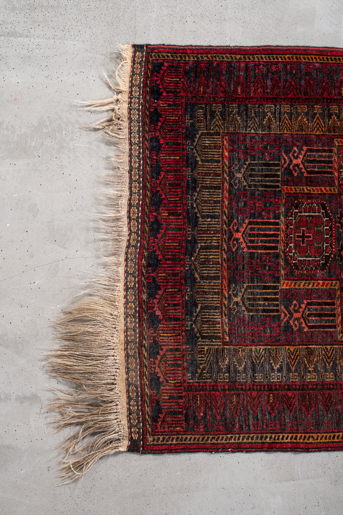 Vintage Hand-Knotted Rug – Mid-Century Afghanistan