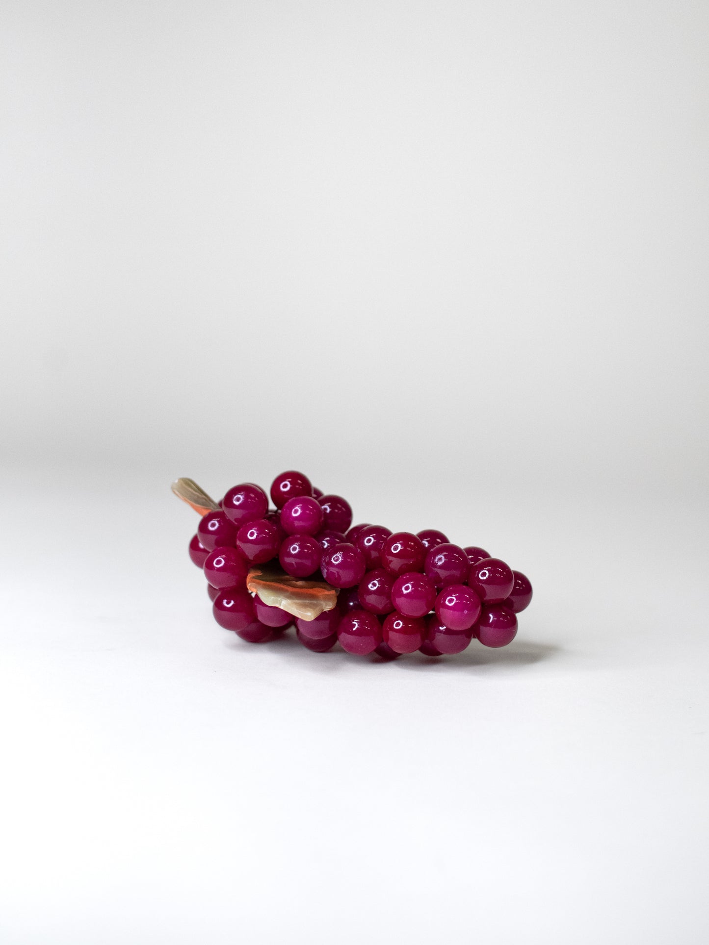 Vintage Stone Grapes with Agate Leaf – Italy, Mid-Century