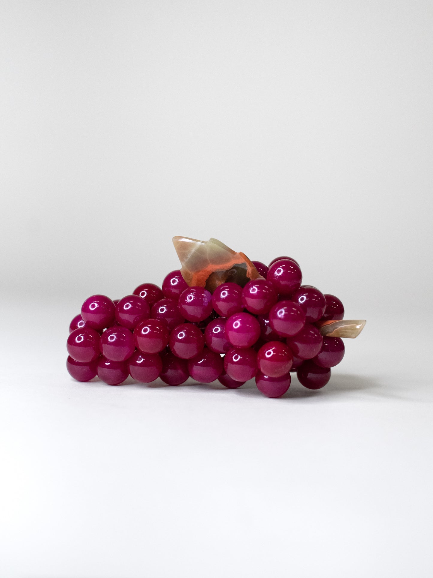 Vintage Stone Grapes with Agate Leaf – Italy, Mid-Century