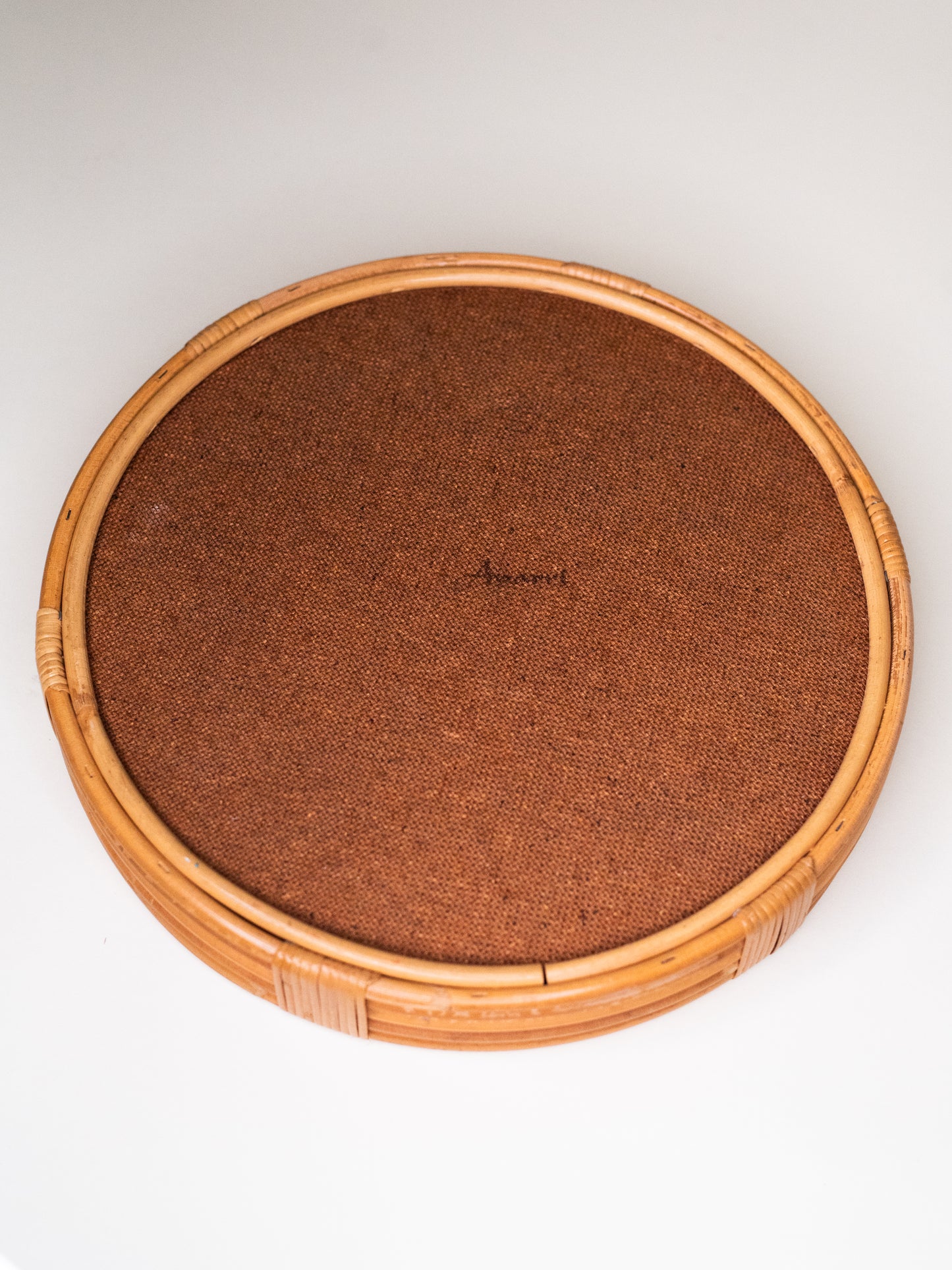Vintage Round Rattan Tray with Red Base – Nordic, Mid-Century