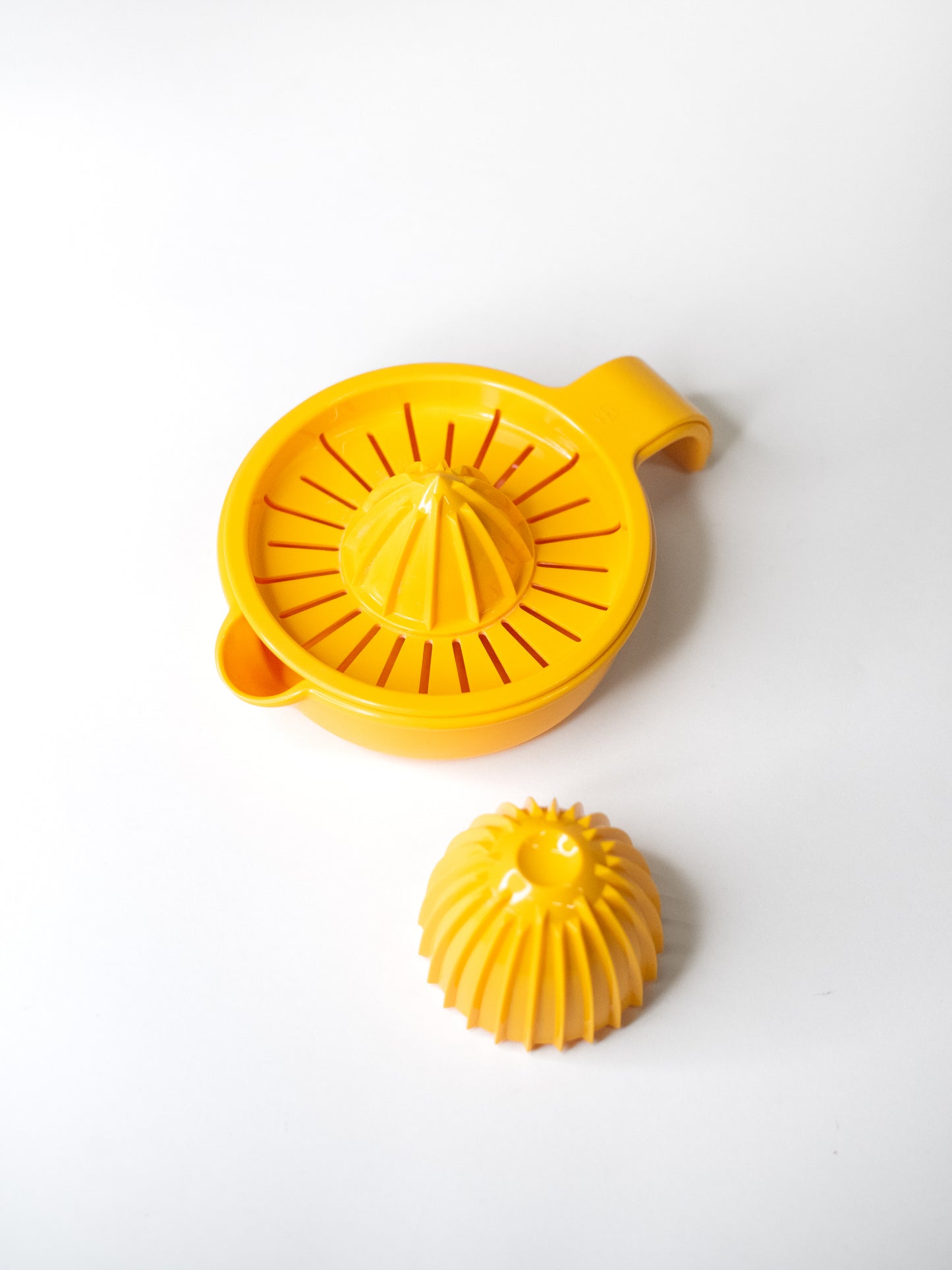 Guzzini ‘Chef Line’ Citrus Juicer by Bruno Gecchelin - Italy, 1980s