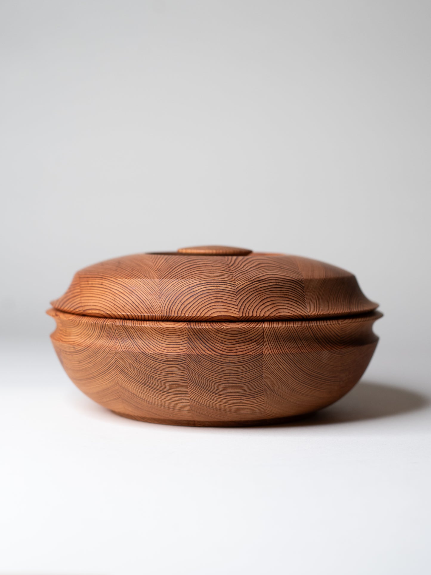 Rare Vintage Lidded Pine Bowl - Finland, Mid-Century
