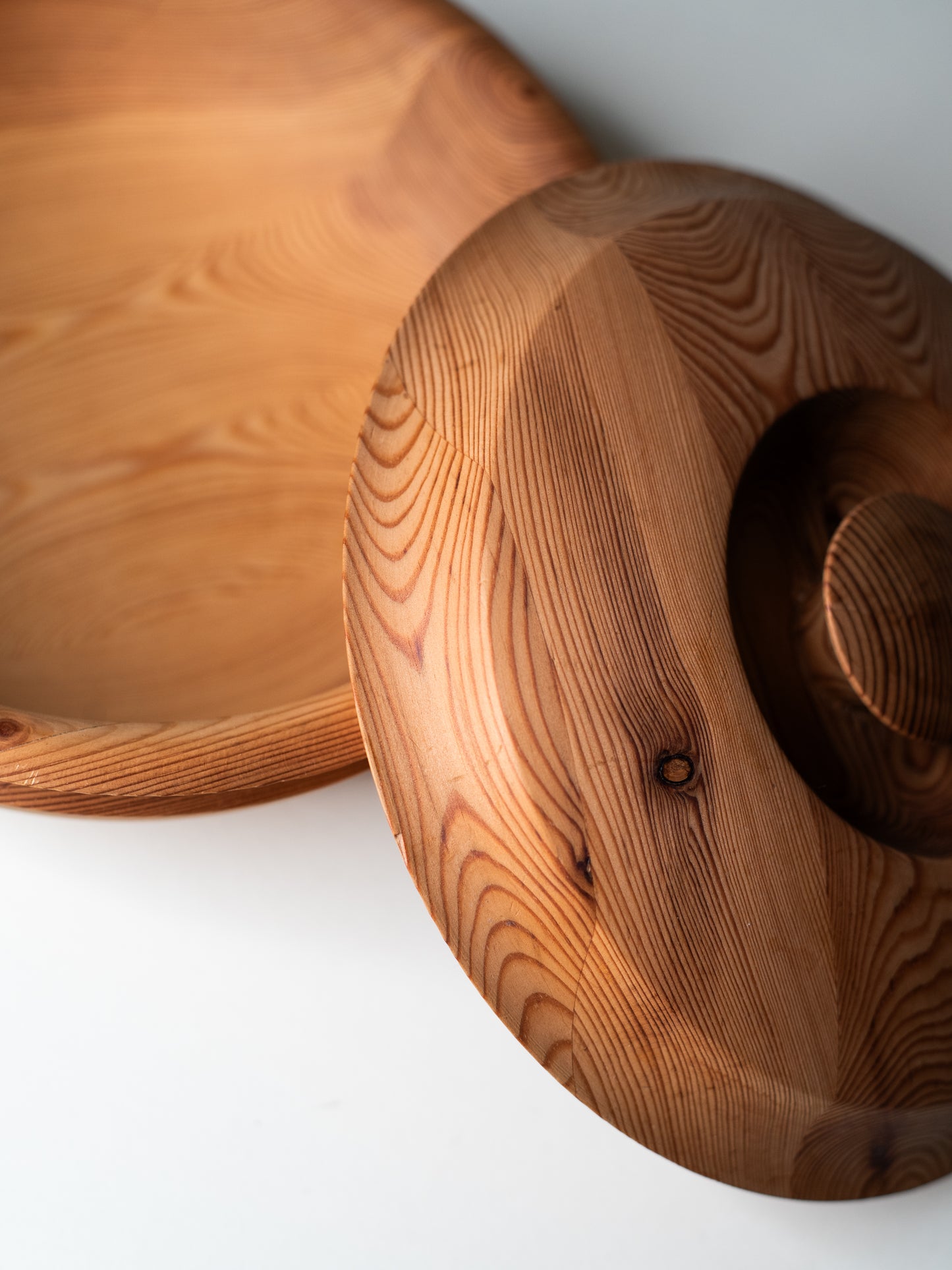 Rare Vintage Lidded Pine Bowl - Finland, Mid-Century