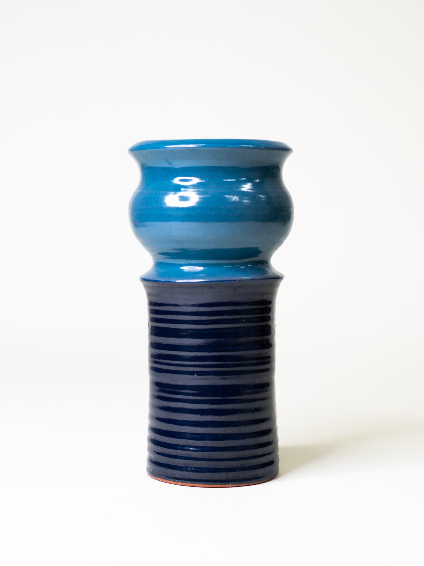 Vintage Kupittaan Savi Two-Tone Ceramic Vase – Finland, Mid-Century