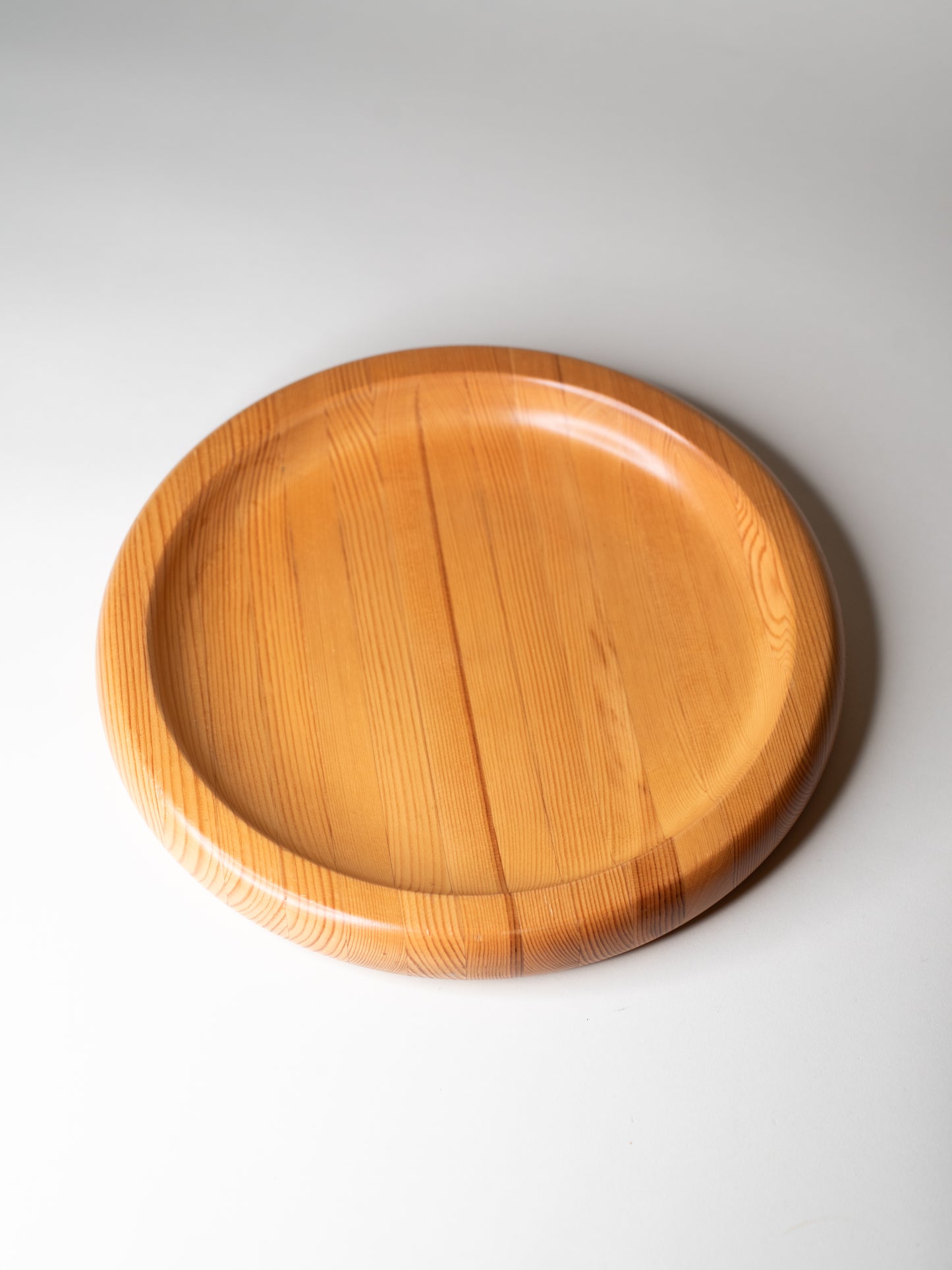 Large Finnish Design-Era Pine Tray, 1970s