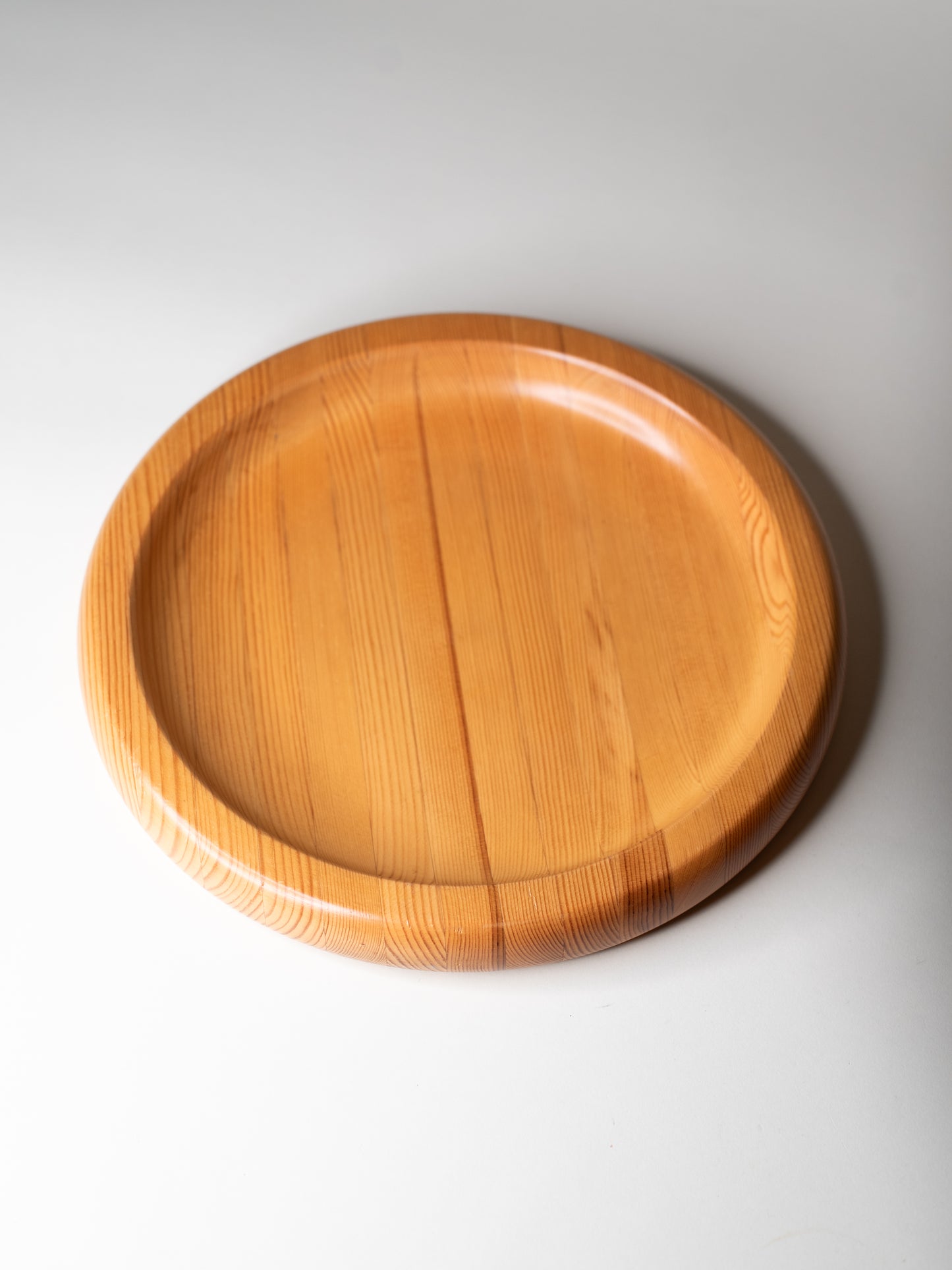 Large Finnish Design-Era Pine Tray, 1970s