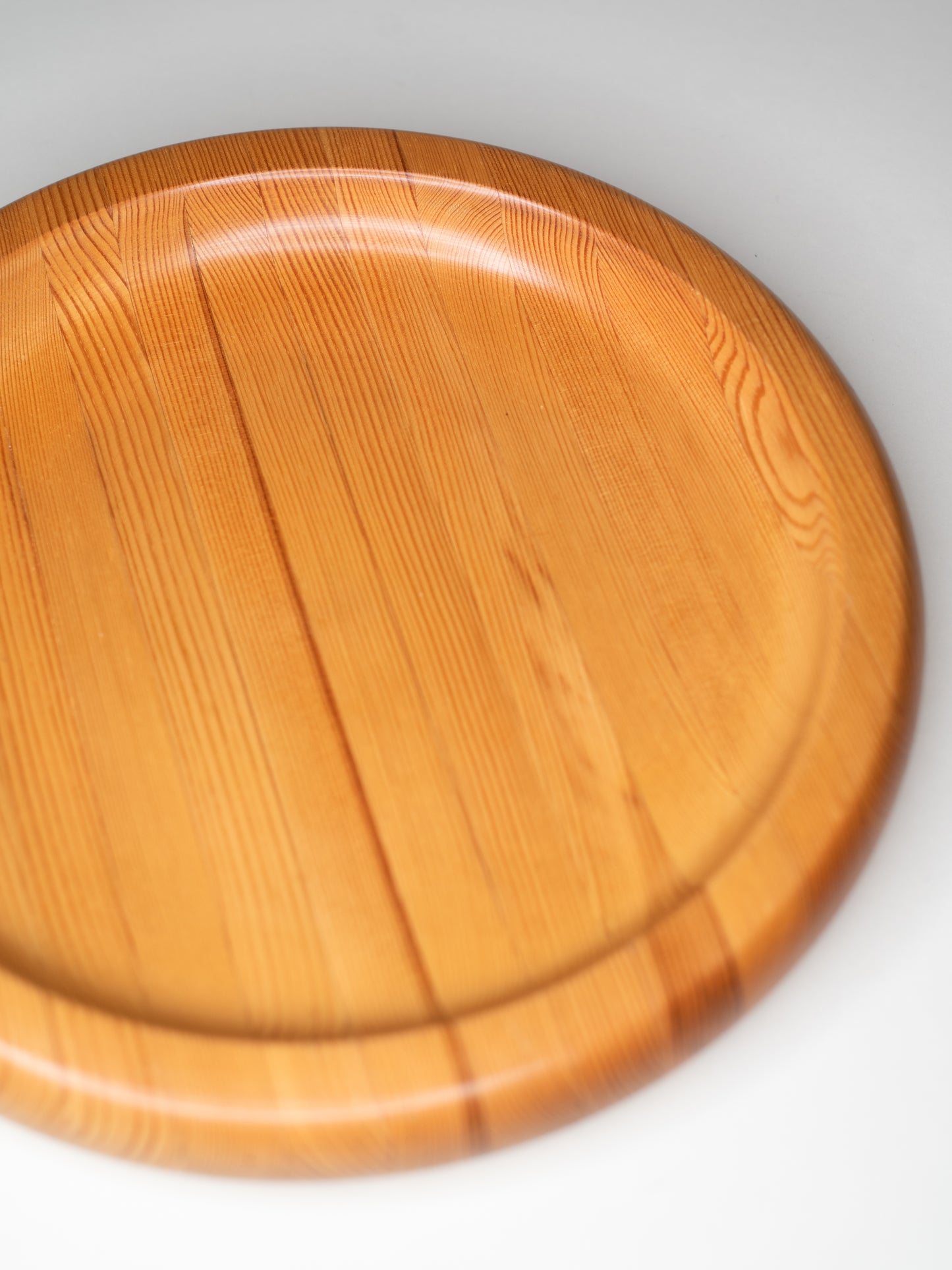 Large Finnish Design-Era Pine Tray, 1970s