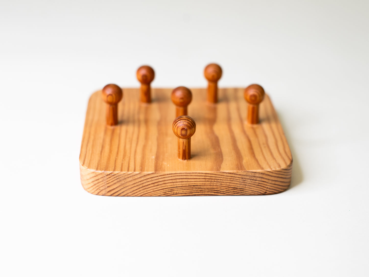 Vintage Aarikka Pine Jewelry Holder – Finland, 1970s