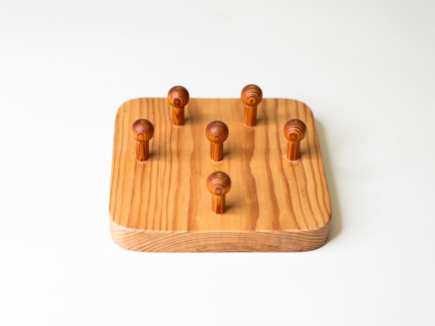 Vintage Aarikka Pine Jewelry Holder – Finland, 1970s