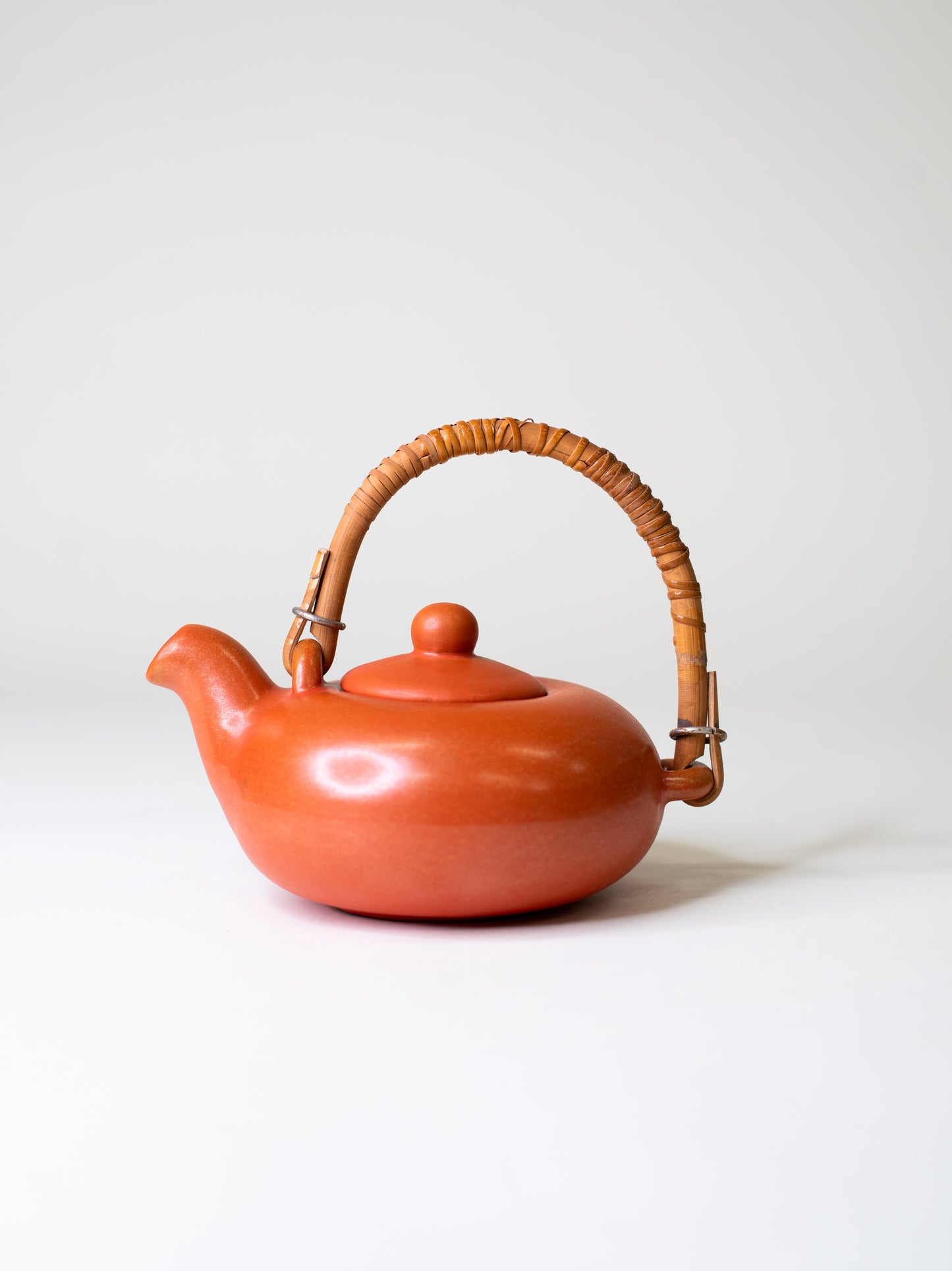 Kupittaan Savi Ceramic Pot with Rattan Handle – Finland, Mid-Century