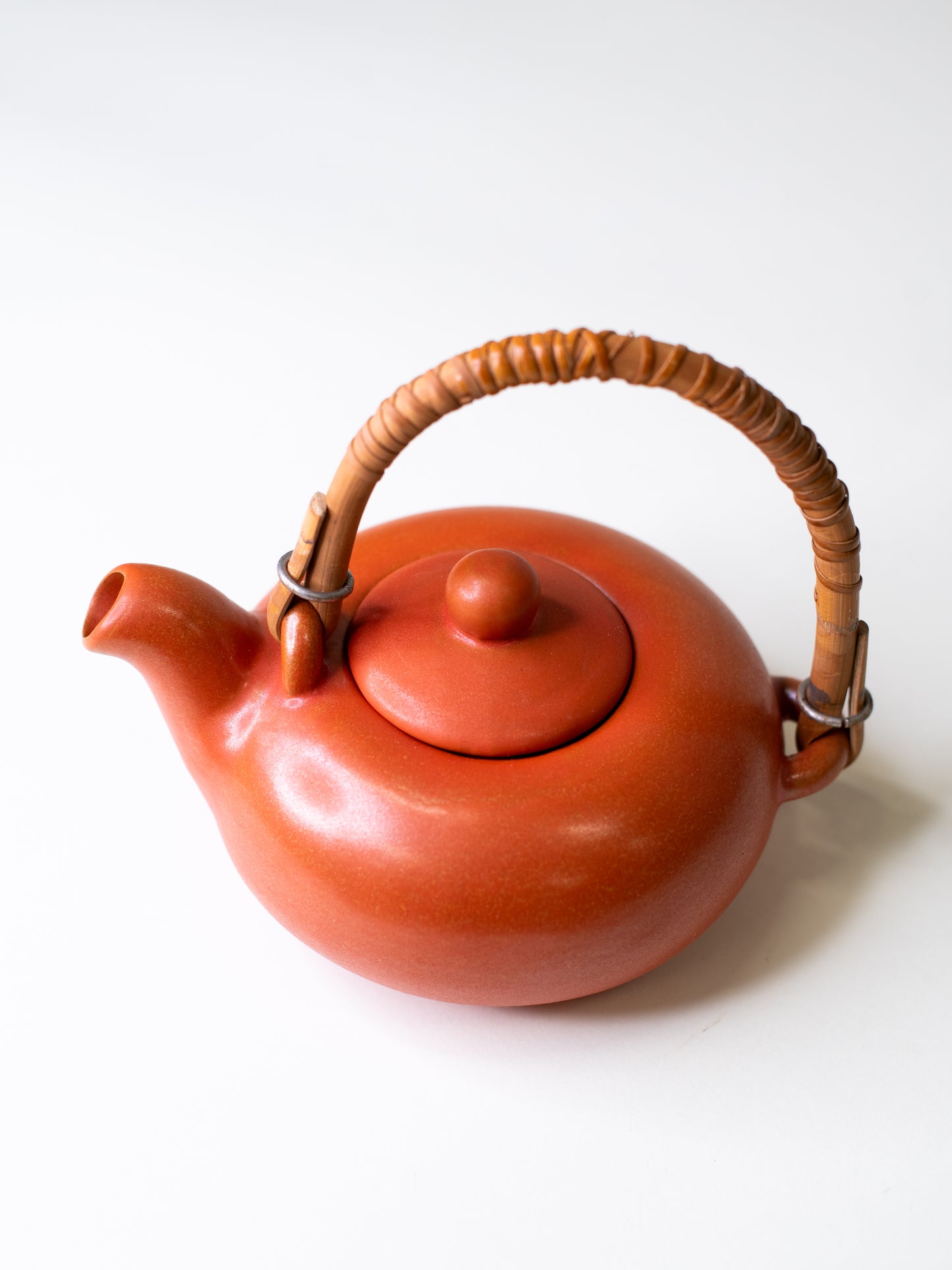 Kupittaan Savi Ceramic Pot with Rattan Handle – Finland, Mid-Century