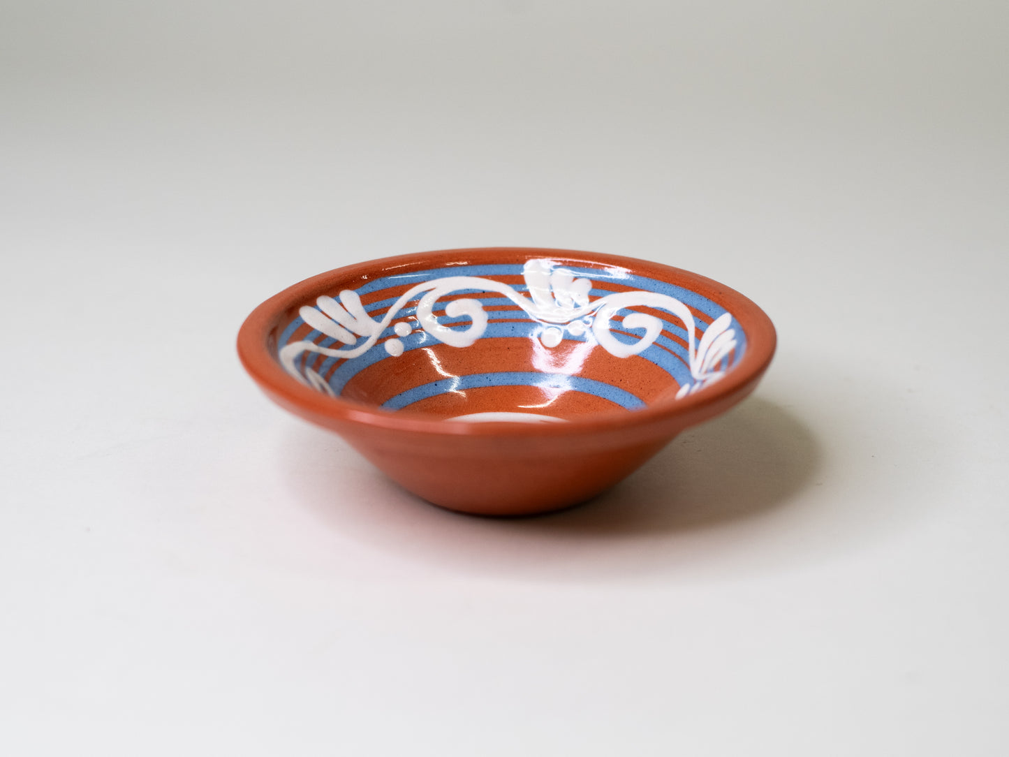 Small Hand-Painted Kupittaan Savi Bowl by Gudrun Raunio - Finland, Mid-Century