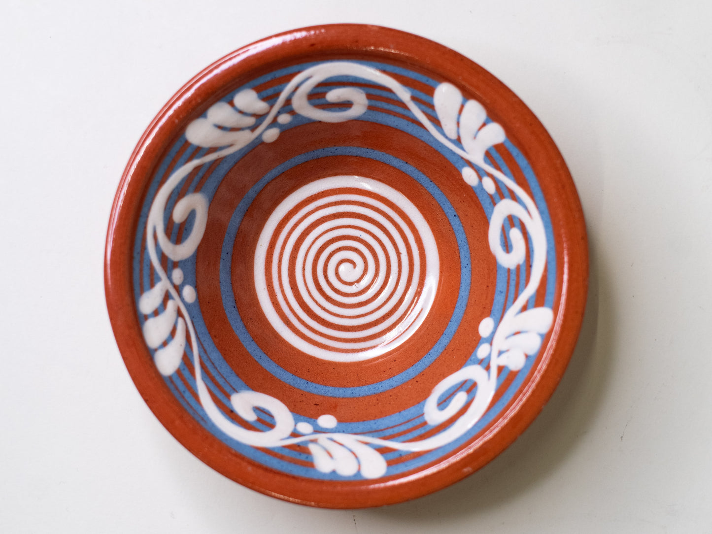 Small Hand-Painted Kupittaan Savi Bowl by Gudrun Raunio - Finland, Mid-Century