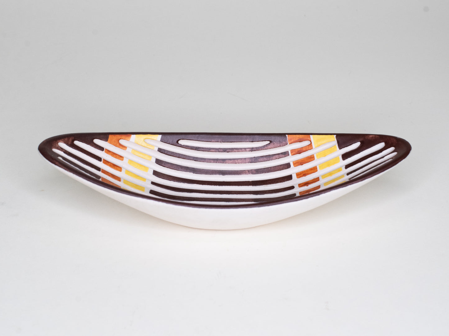 Mid-Century 1950s Ceramic Dishes – Hand-Painted ‘Hawaii’ Sgraffito - Set of Two