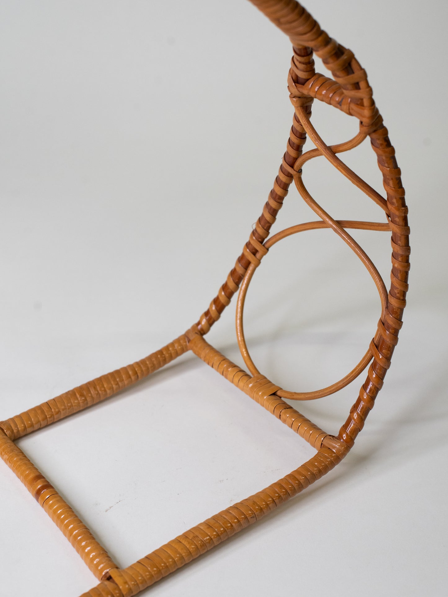 Vintage Finnish Rattan Magazine Rack, 1950s