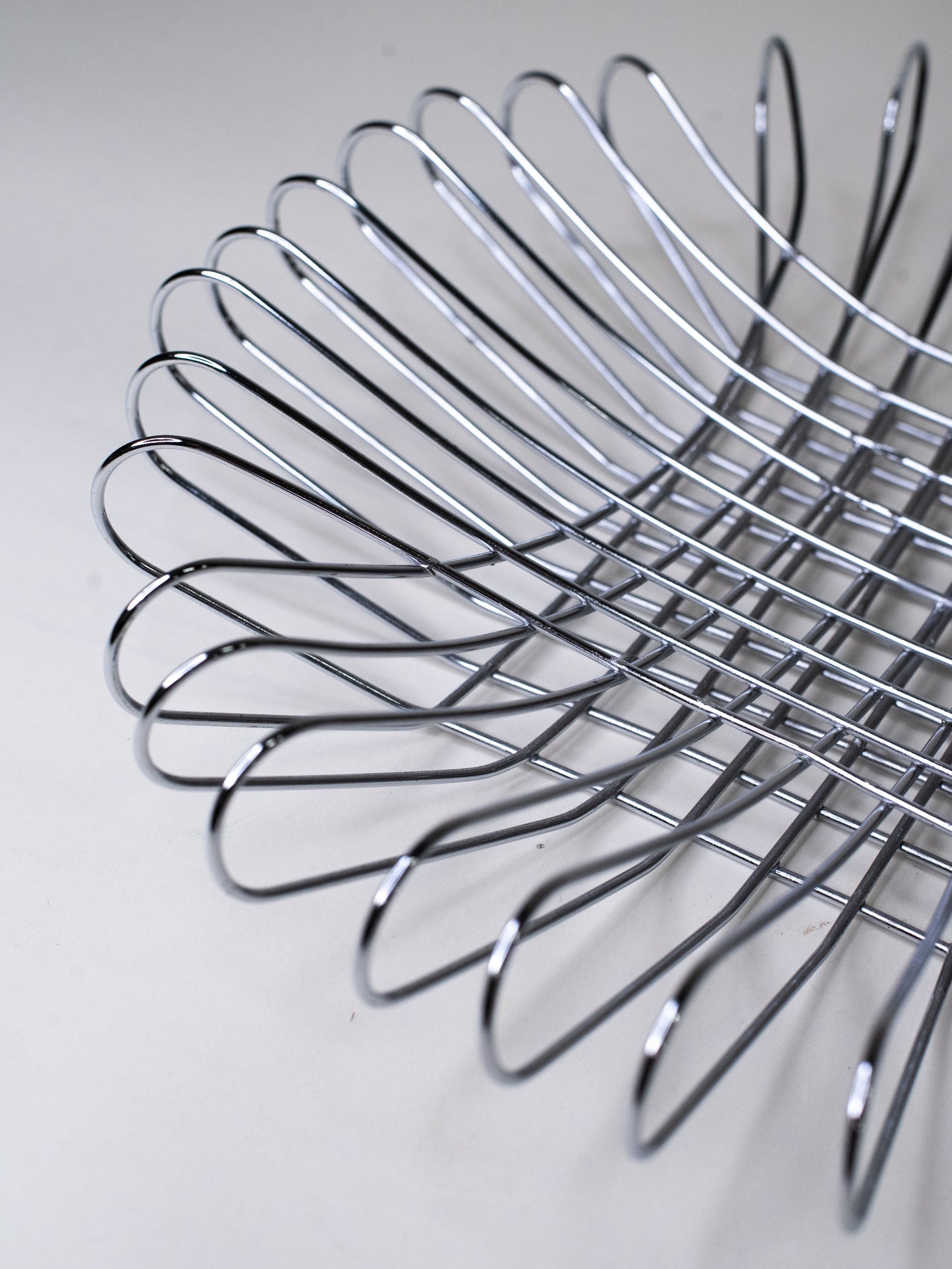 Vintage Mid-Century Chrome Wire Fruit Bowl