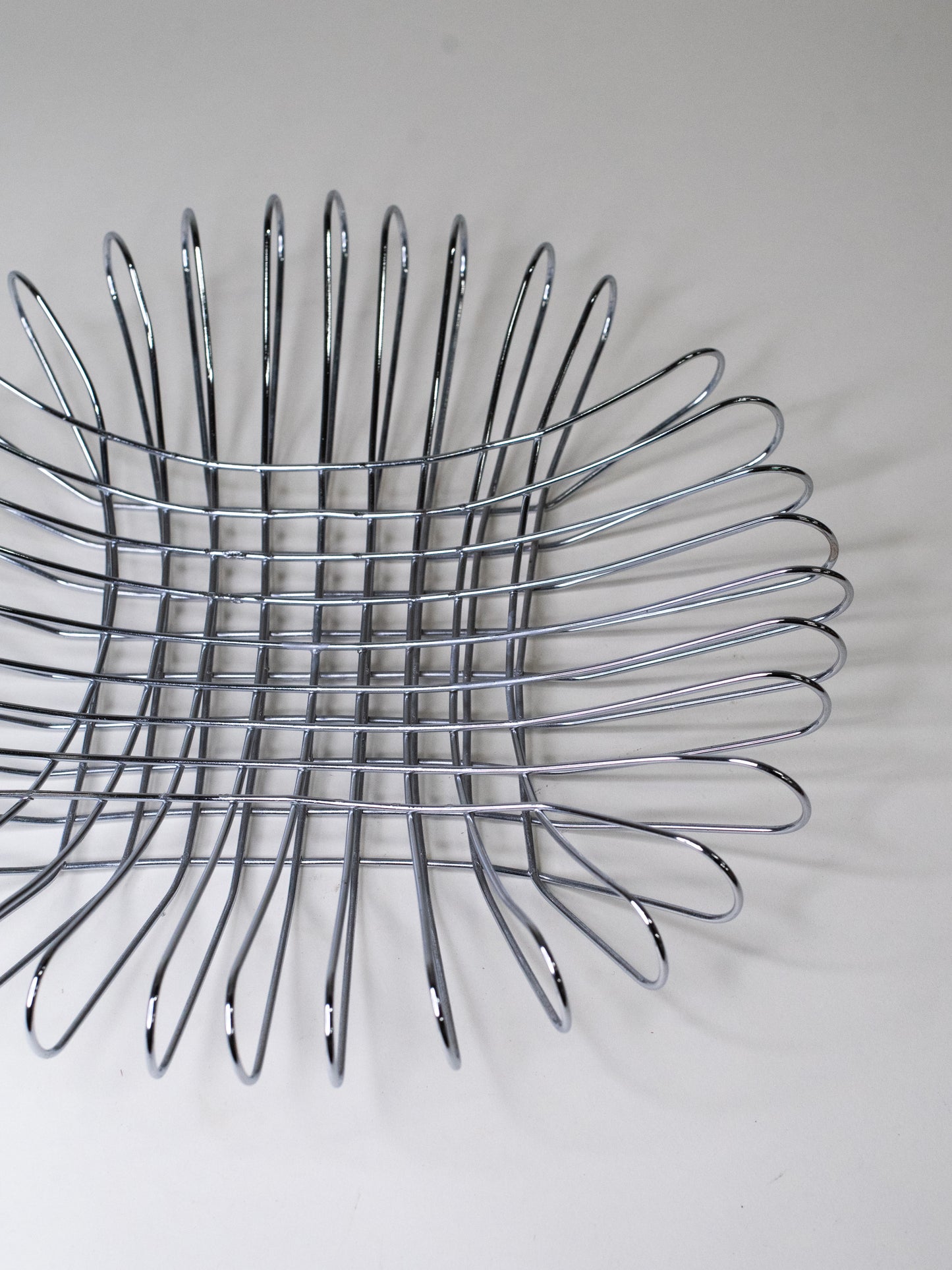 Vintage Mid-Century Chrome Wire Fruit Bowl