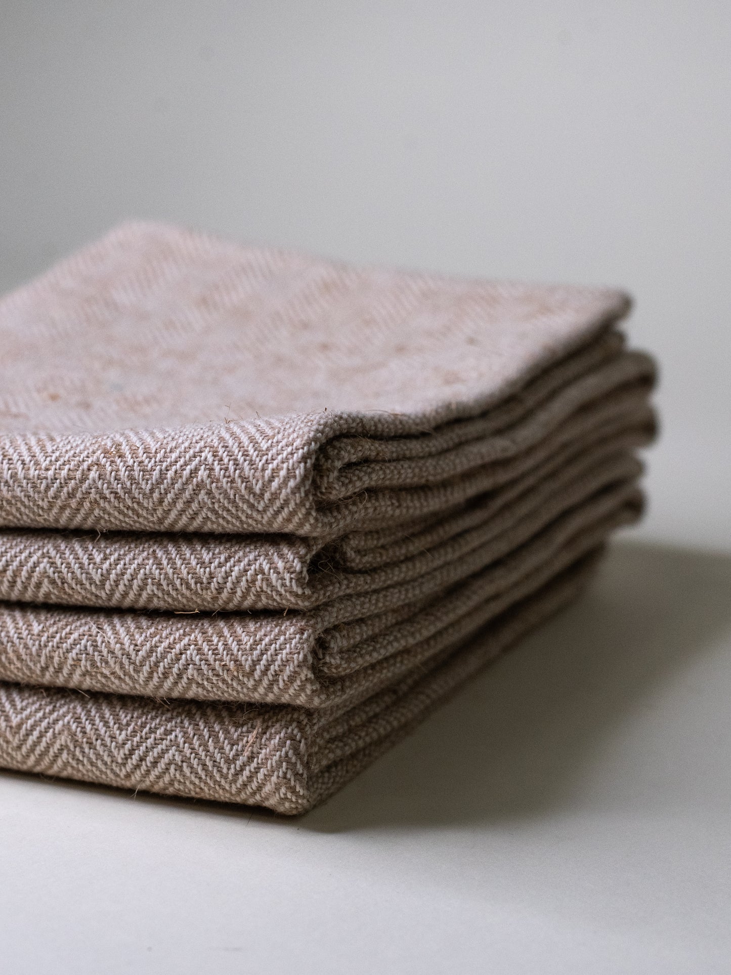 Vintage Finnish Raw Linen Towels in Herringbone Pattern - Set of 4