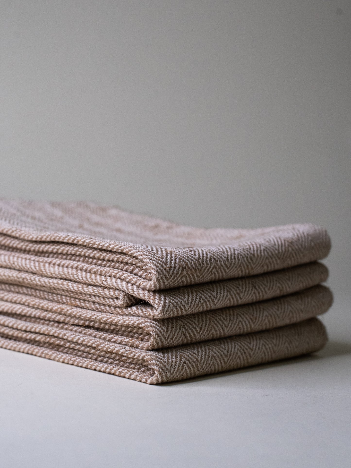 Vintage Finnish Raw Linen Towels in Herringbone Pattern - Set of 4