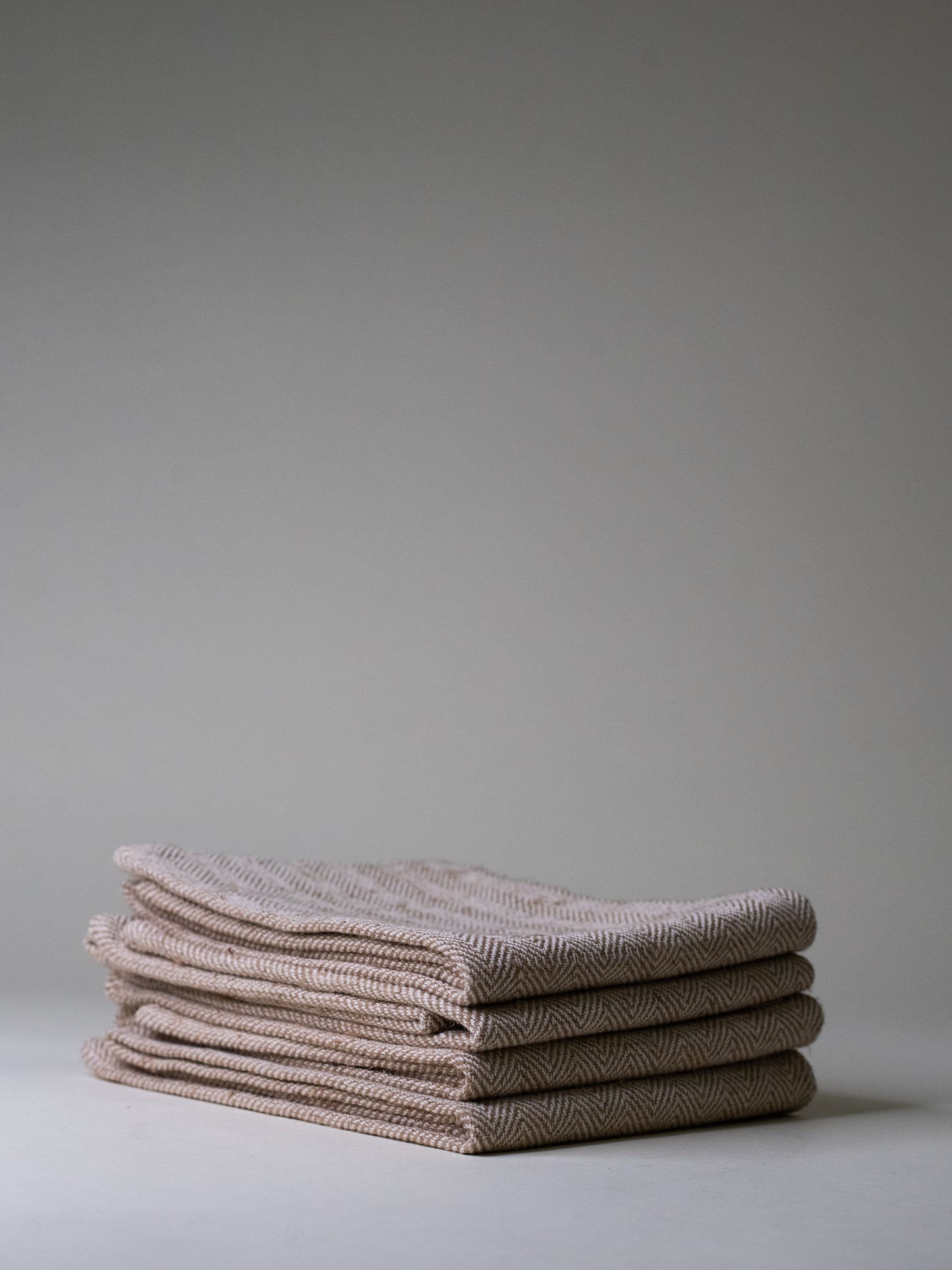 Vintage Finnish Raw Linen Towels in Herringbone Pattern - Set of 4