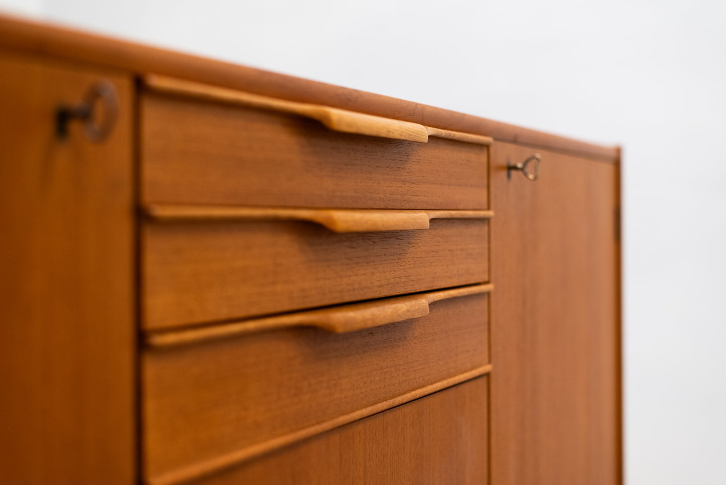 Vintage Mid-Century Teak Cabinet - Sweden, 1960s