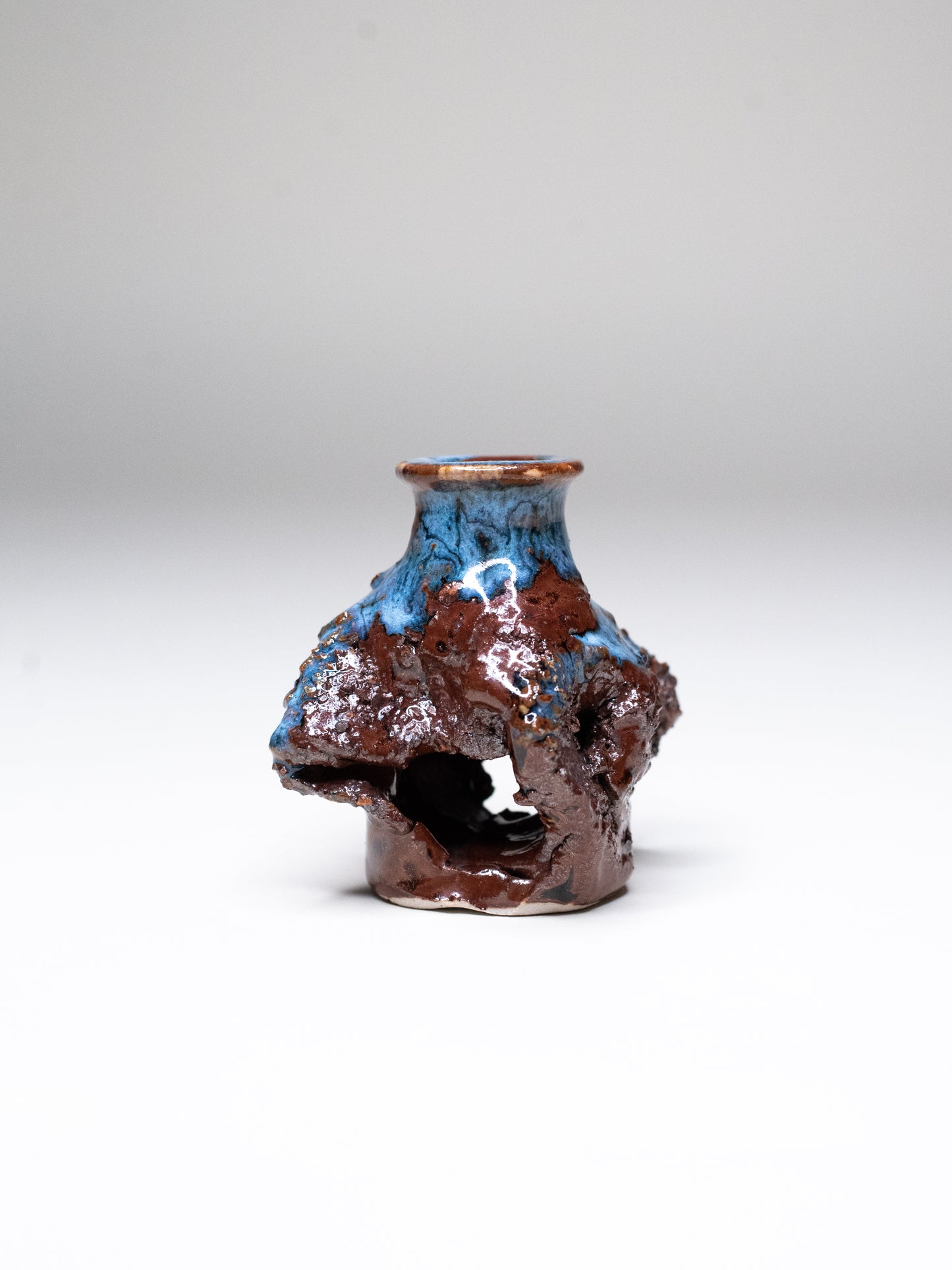 Pentik ‘Kaamoskivi’ Candle Holder in Vivid Brown and Blue - Finland, 1970s