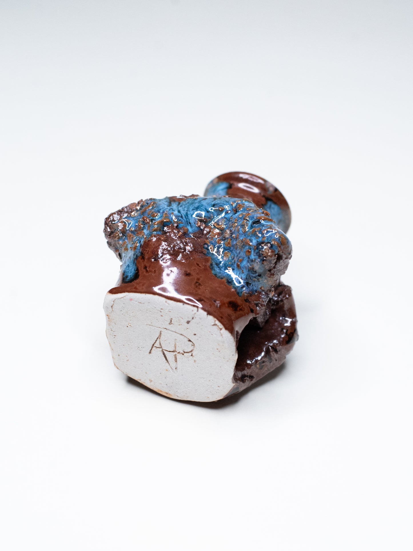 Pentik ‘Kaamoskivi’ Candle Holder in Vivid Brown and Blue - Finland, 1970s