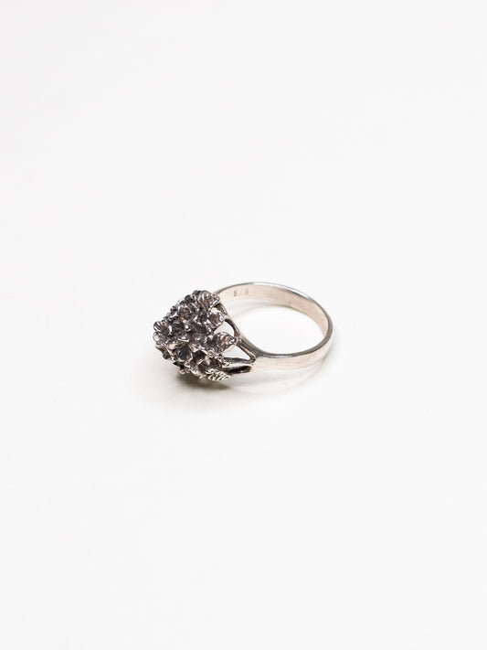 Vintage Silver Floral Cluster Ring