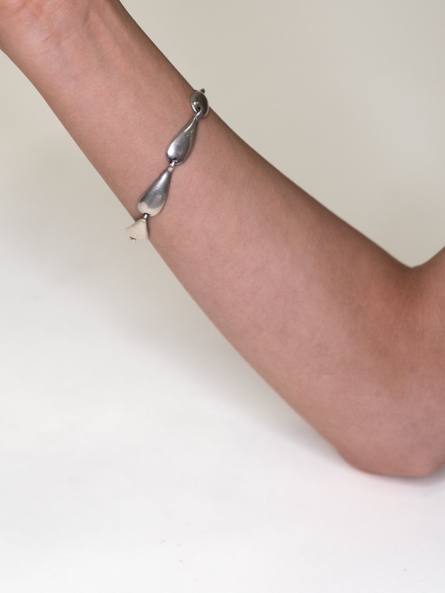 Vintage Sterling Silver Teardrop Link Bracelet