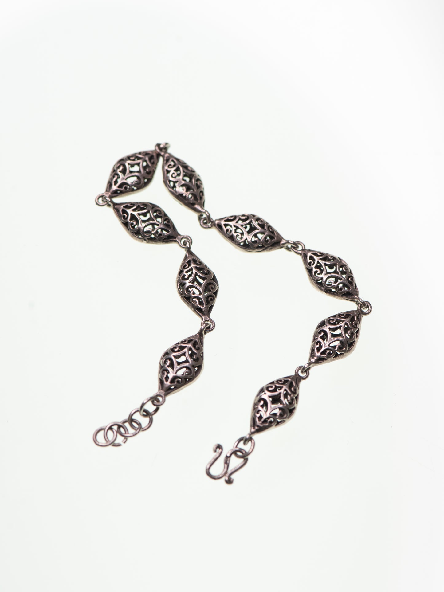 Vintage Silver Bracelet with Sculpted Silver Links