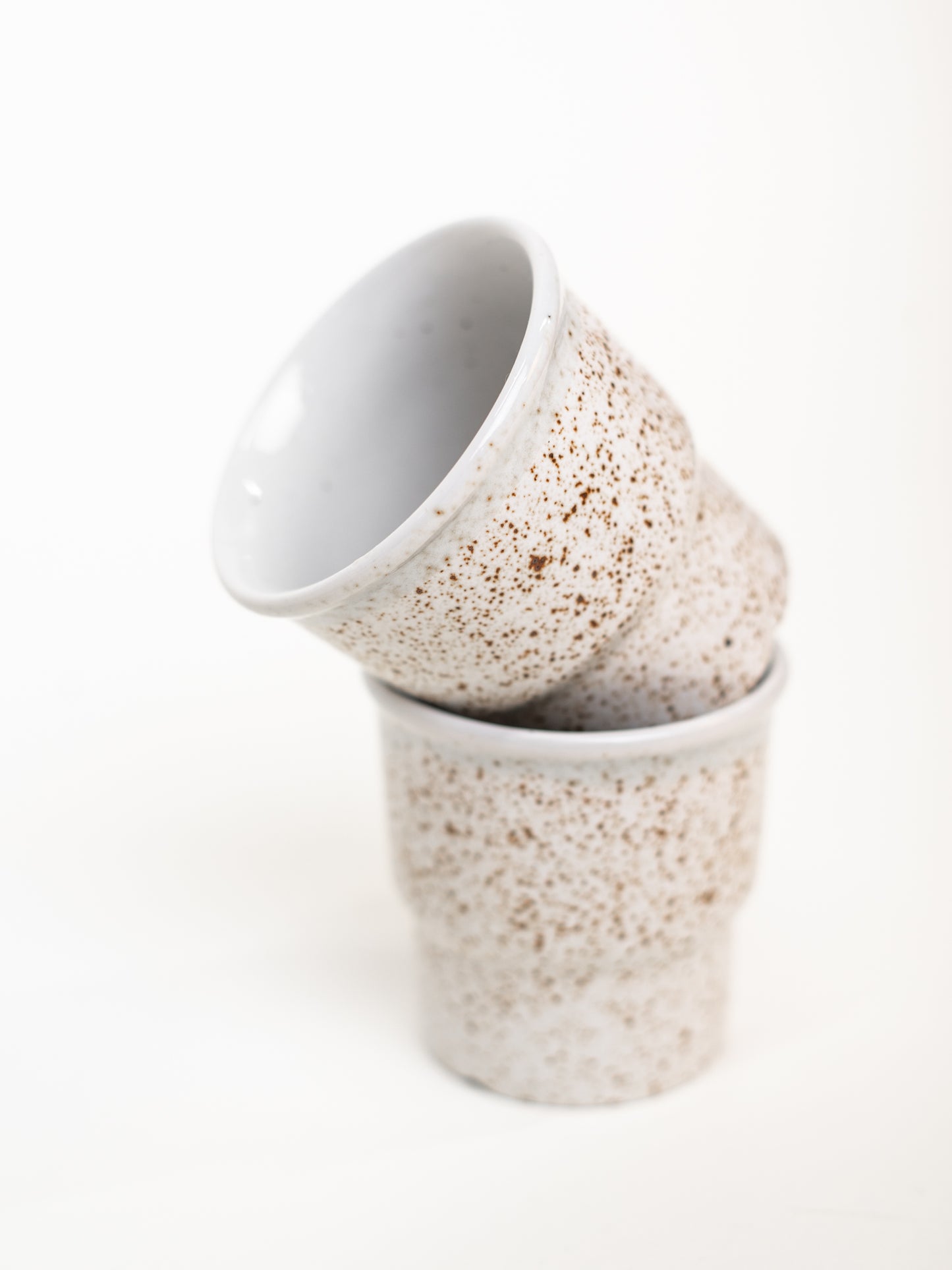 Pentik ‘Riekko’ Handleless Cups by Peter Winquist – Set of 2