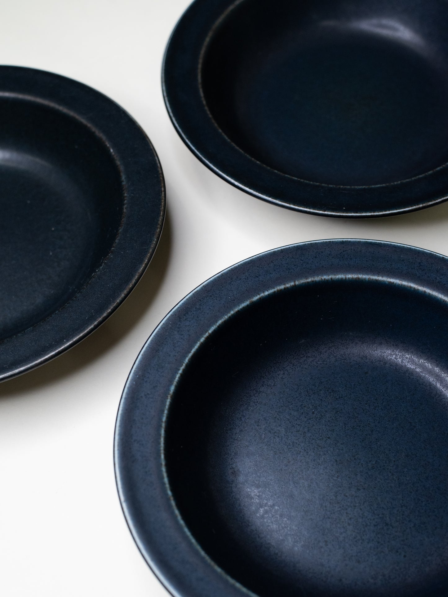 Arabia ‘Korpi’ Deep Plates by Göran Bäck - Finland, 1970s – Set of 5